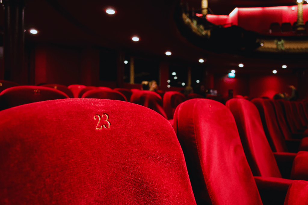 Indoors, Theater, Cinema